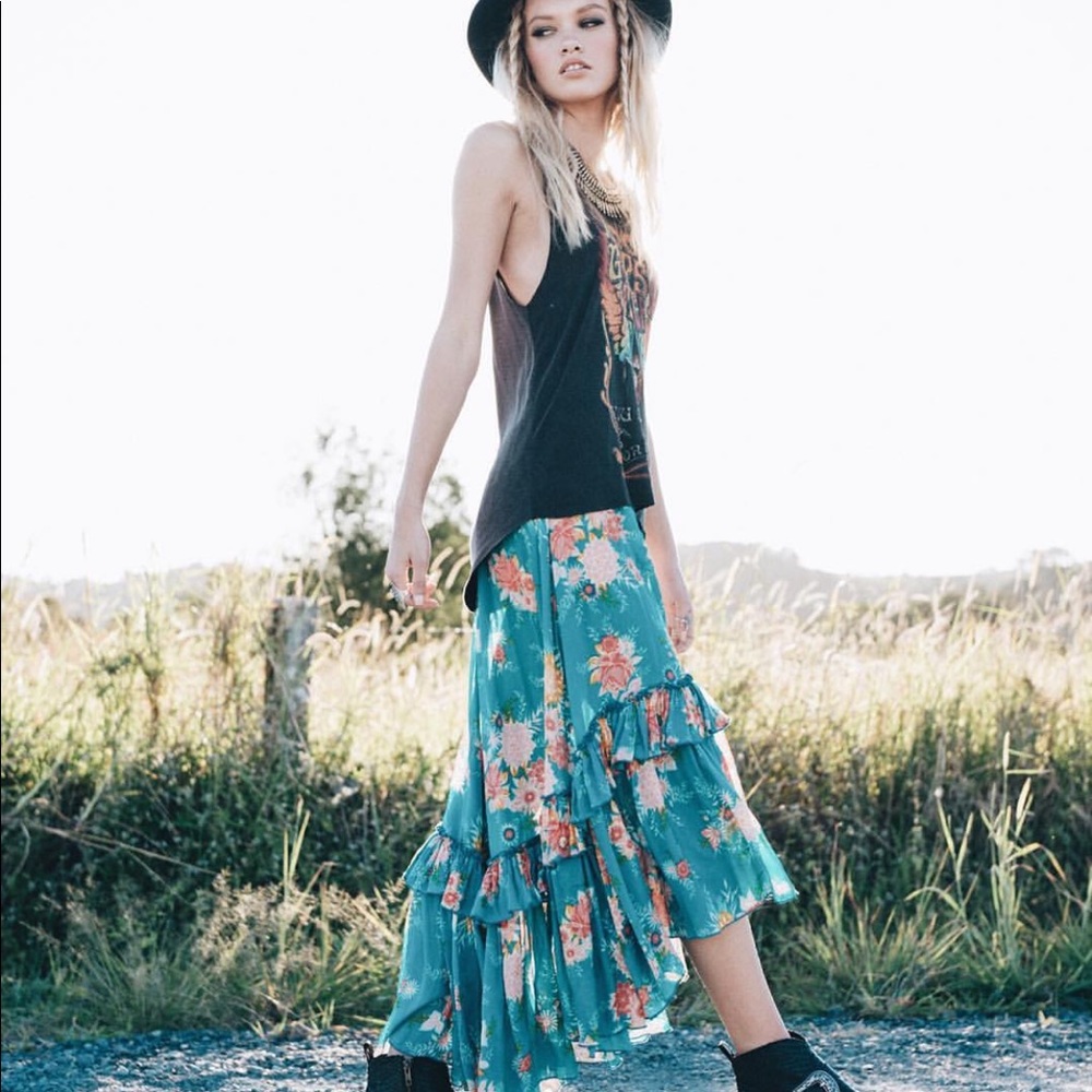 ISO ? SPELL + THE GYPSY . JAGGER SKIRT . L or XL - Picture 7 of 7